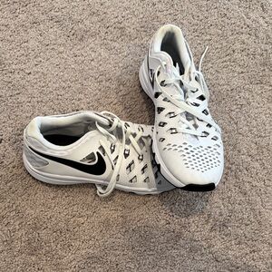Nike White and Black Running Sneakers